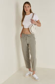 Tapered-Leg Mid-Rise Crop 25" *Luxtreme